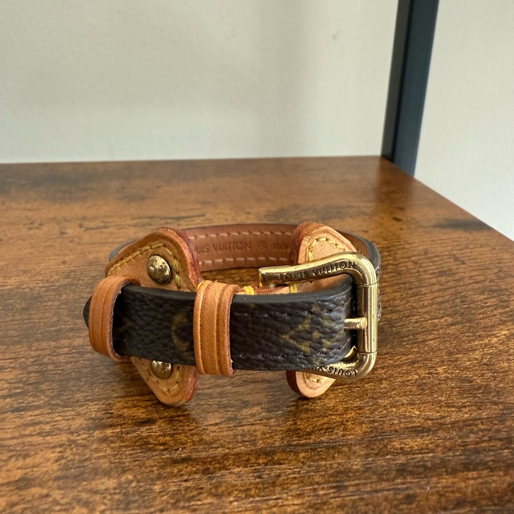 Louis Vuitton Monogram Theda PM Bangle Bracelet